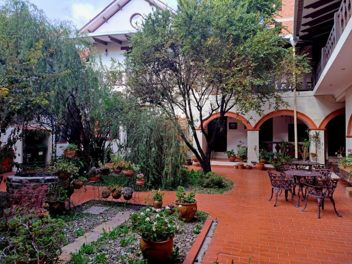 Hotel Santa Monica Potosí 外观 照片